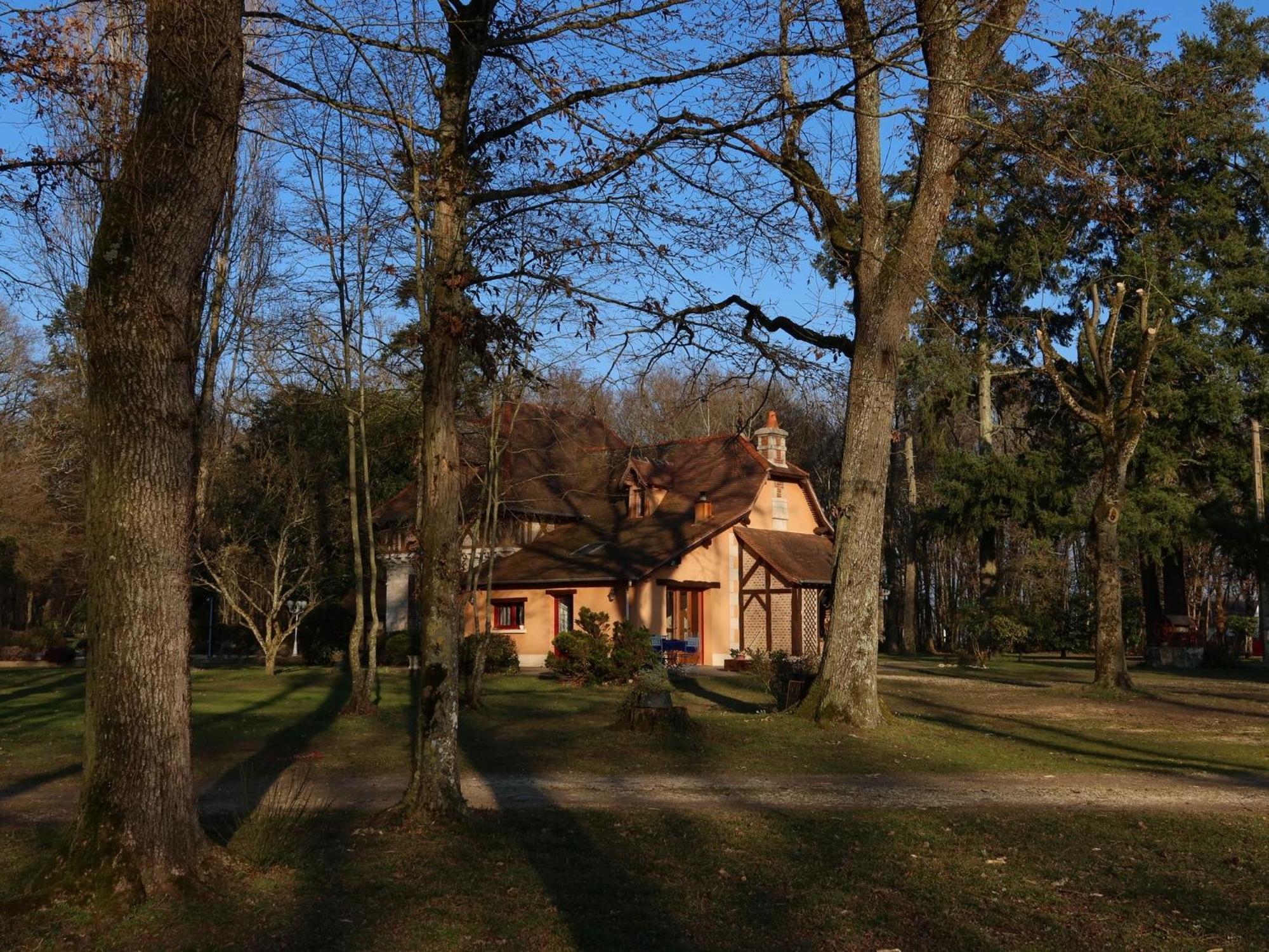 Saint-Florent-sur-Cher La Faisanderie מראה חיצוני תמונה